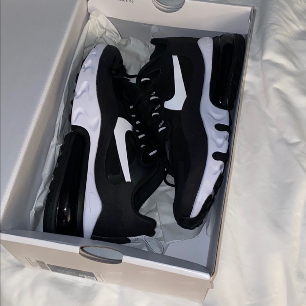 Air Max 270 React